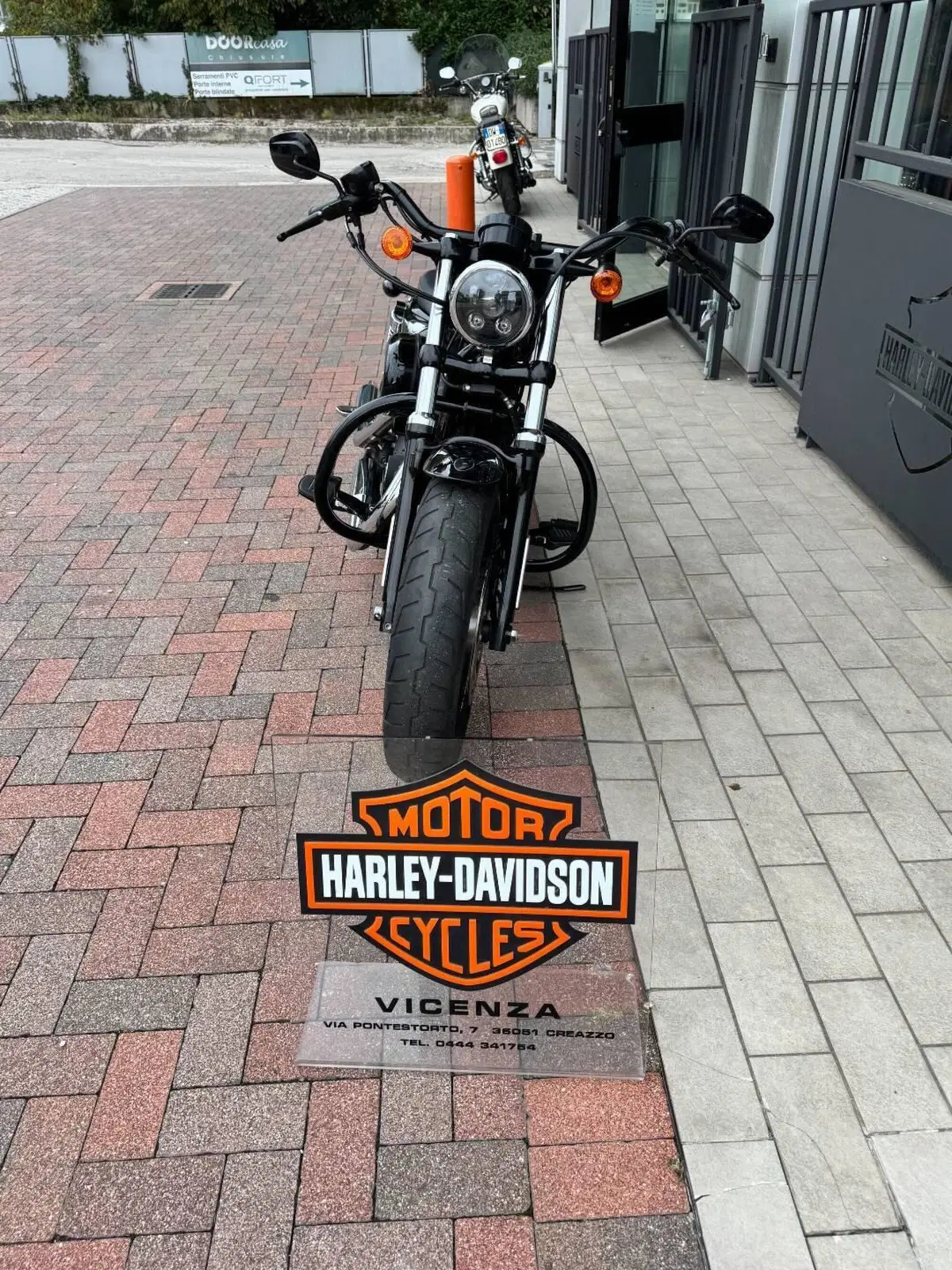 Harley-Davidson 1200 Forty-Eight (2010 - 15) (3)