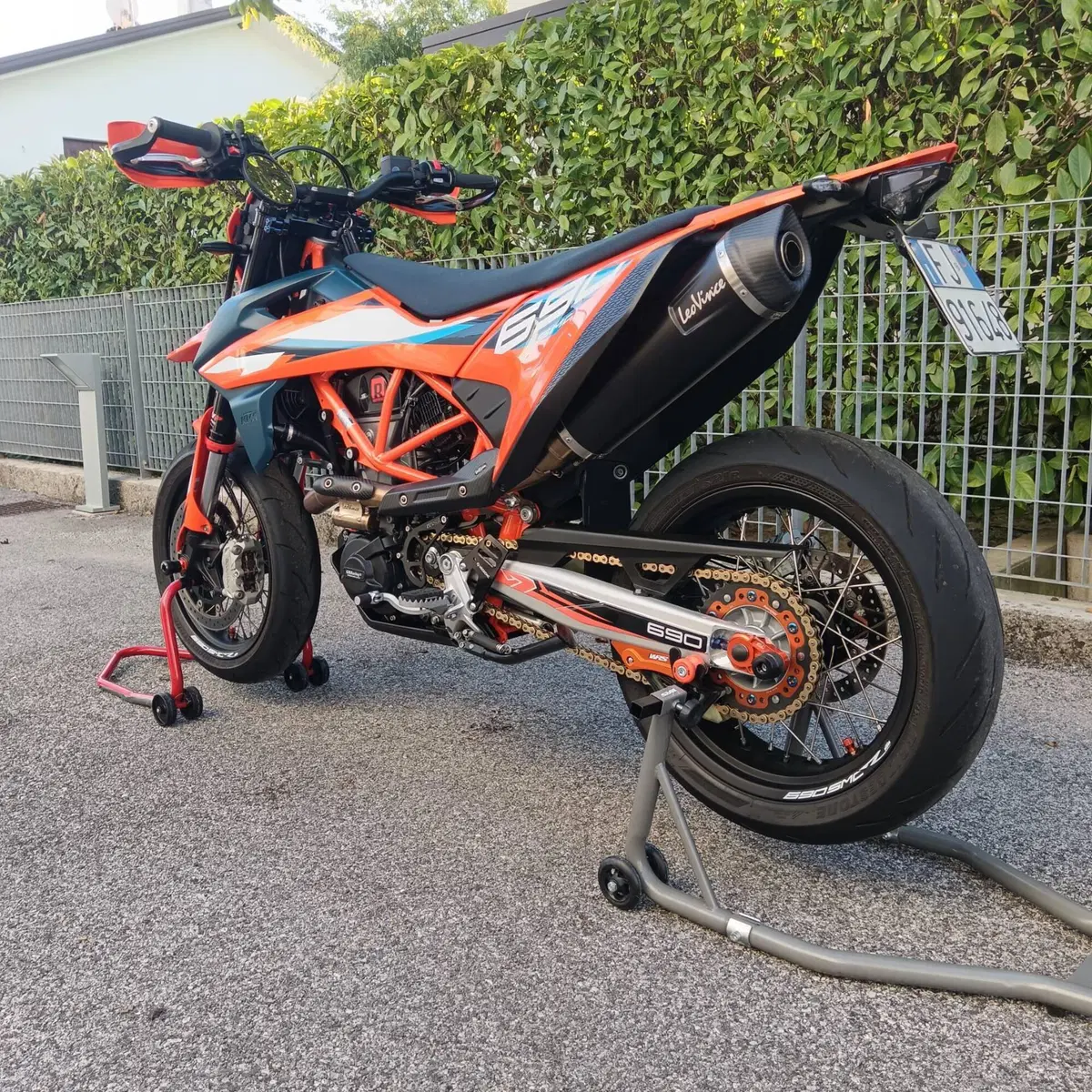 KTM 690 SMC R (2023 - 25) (5)