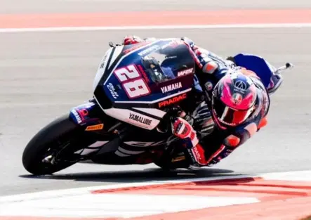 Moto2 pulp: incidente multiplo, beffa Escrig. E vince Izan Guevara [CLASSIFICA e VIDEO]