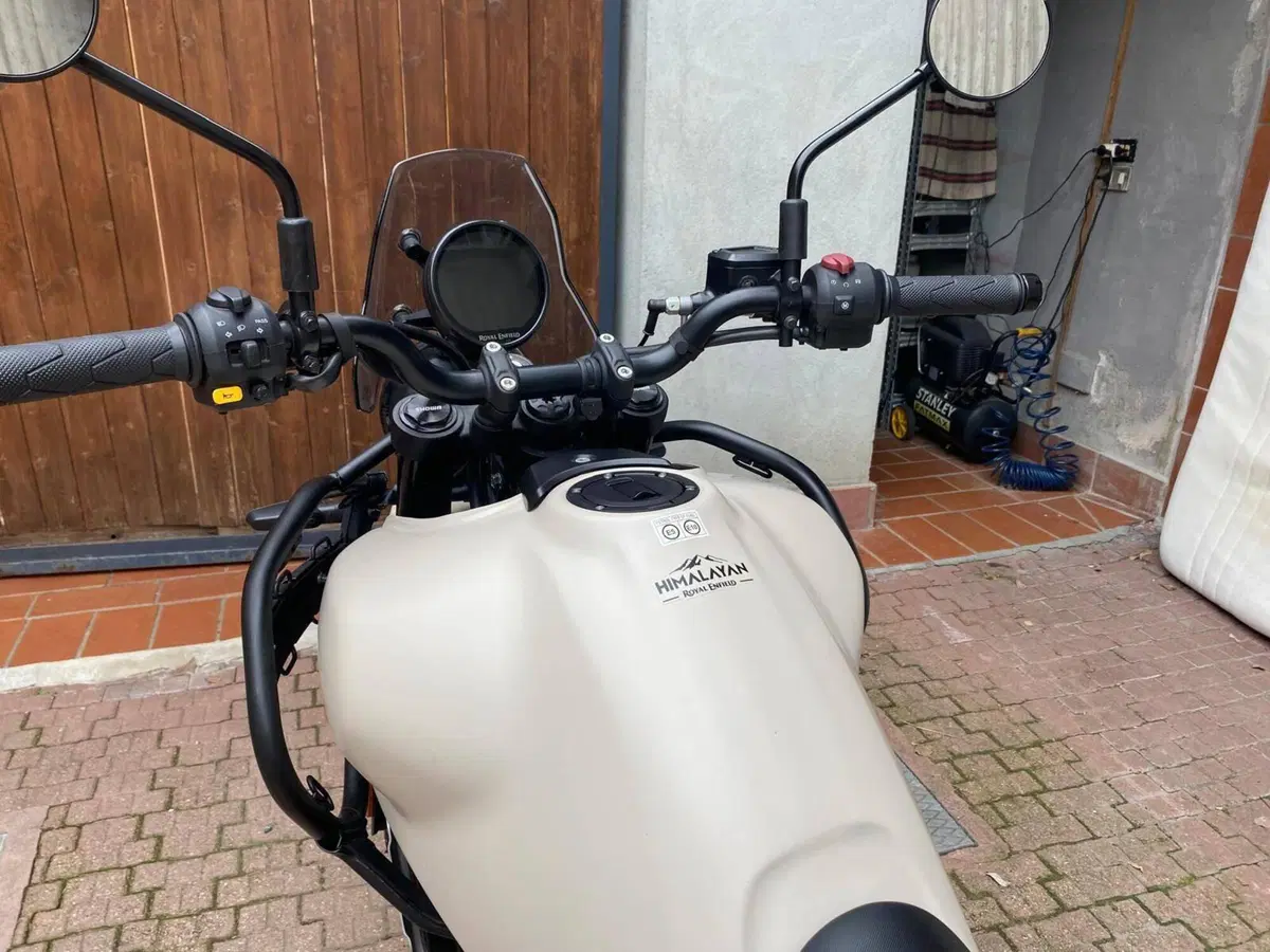 Royal Enfield Himalayan 450 (2024 - 26) (8)