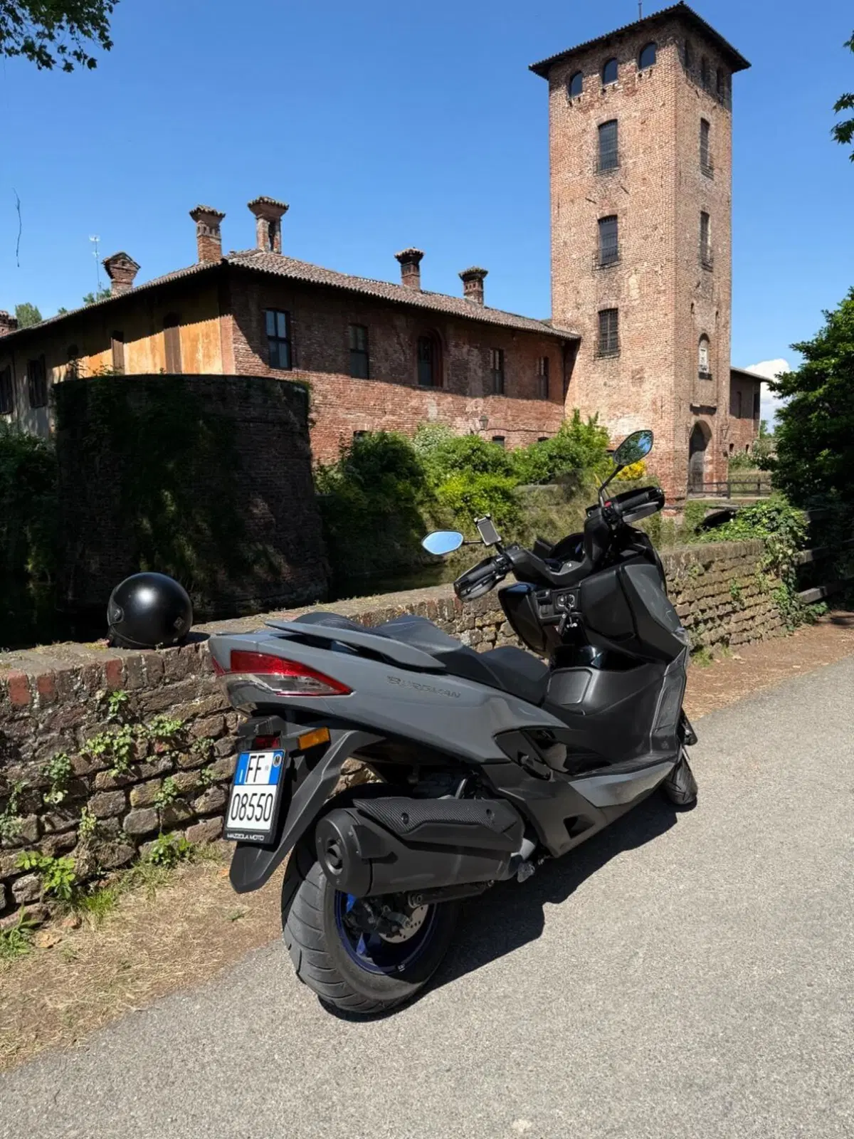 Suzuki Burgman 400 (2022 - 24) (4)