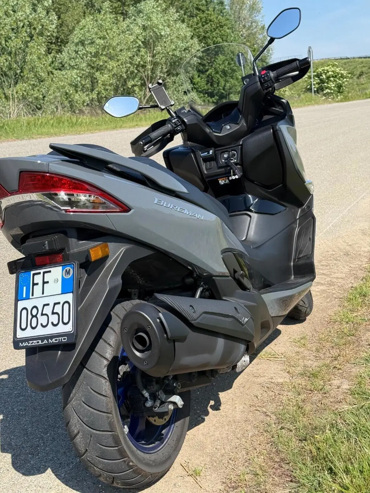 Suzuki Burgman 400 (2022 - 24) (5)