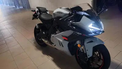 CFMOTO 675SR-R (2025 - 26) usata