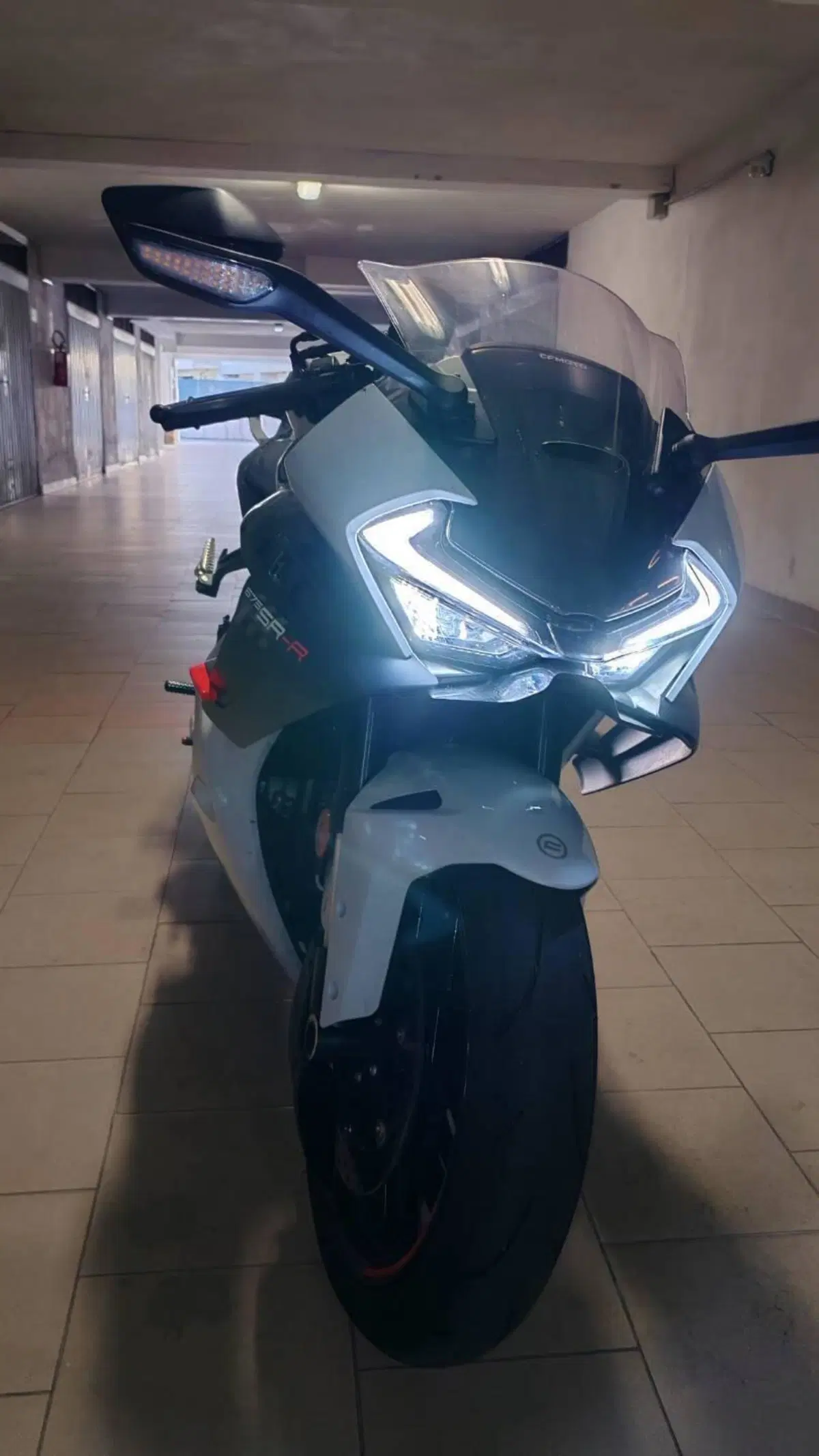 CFMOTO 675SR-R (2025 - 26) (2)