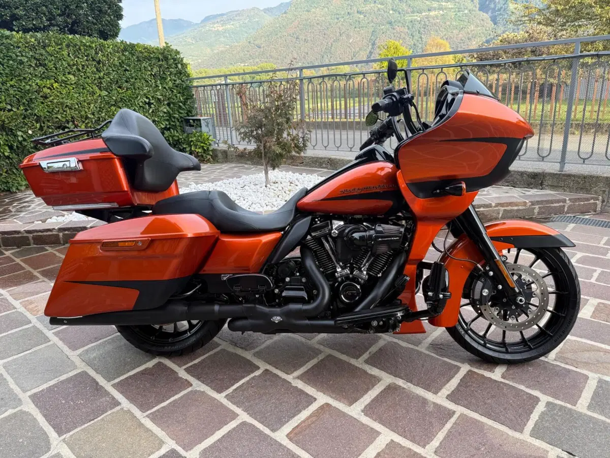Harley-Davidson 114 Road Glide Special (2019 - 20) - FLTRXS (2)
