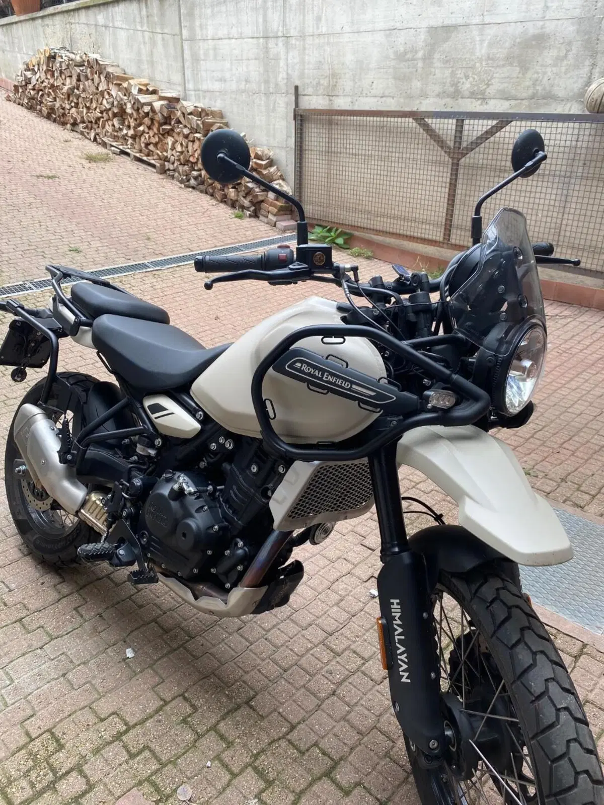 Royal Enfield Himalayan 450 (2024 - 26) (10)