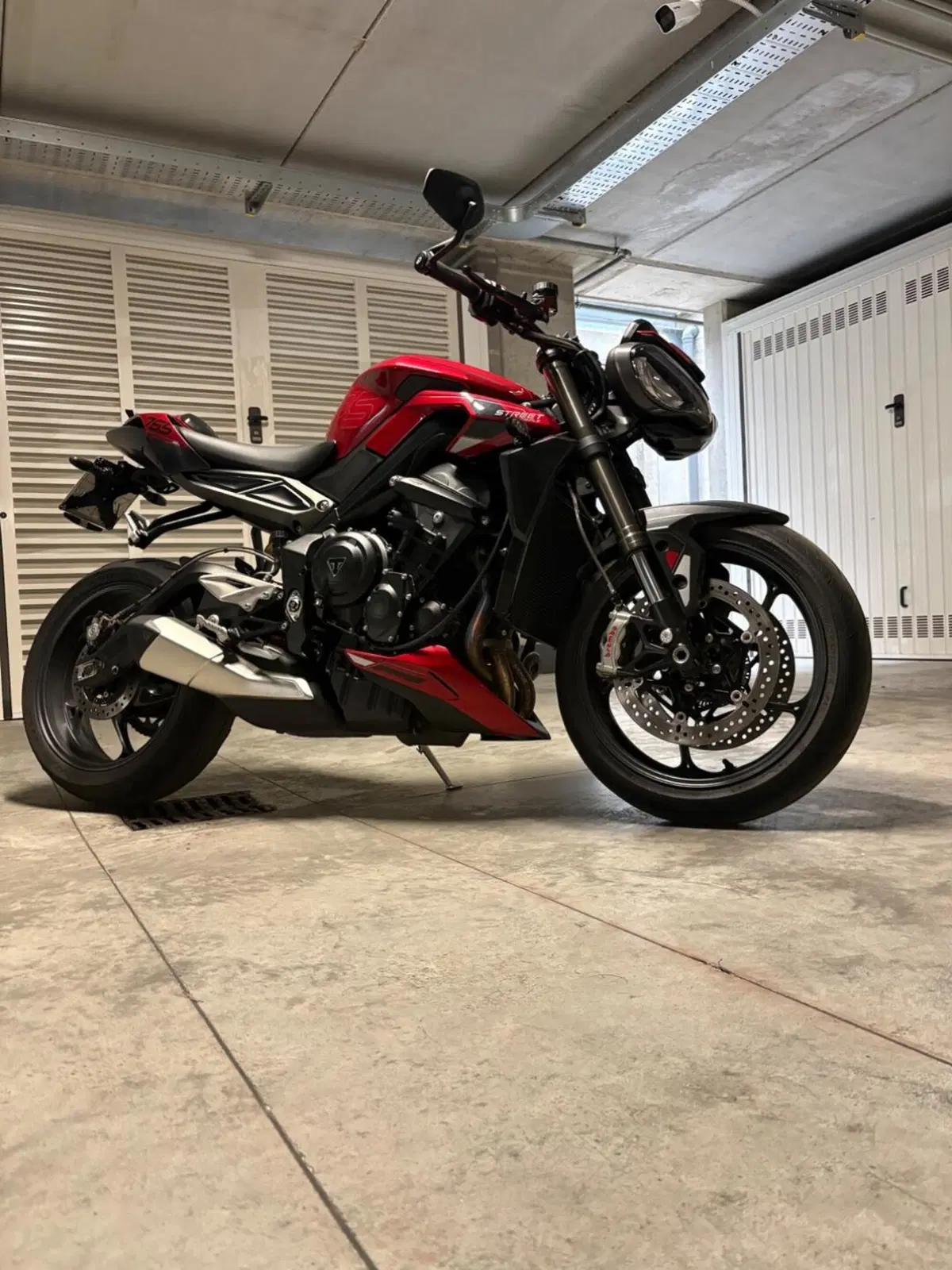 Triumph Street Triple 765 RS (2023 - 26) (2)