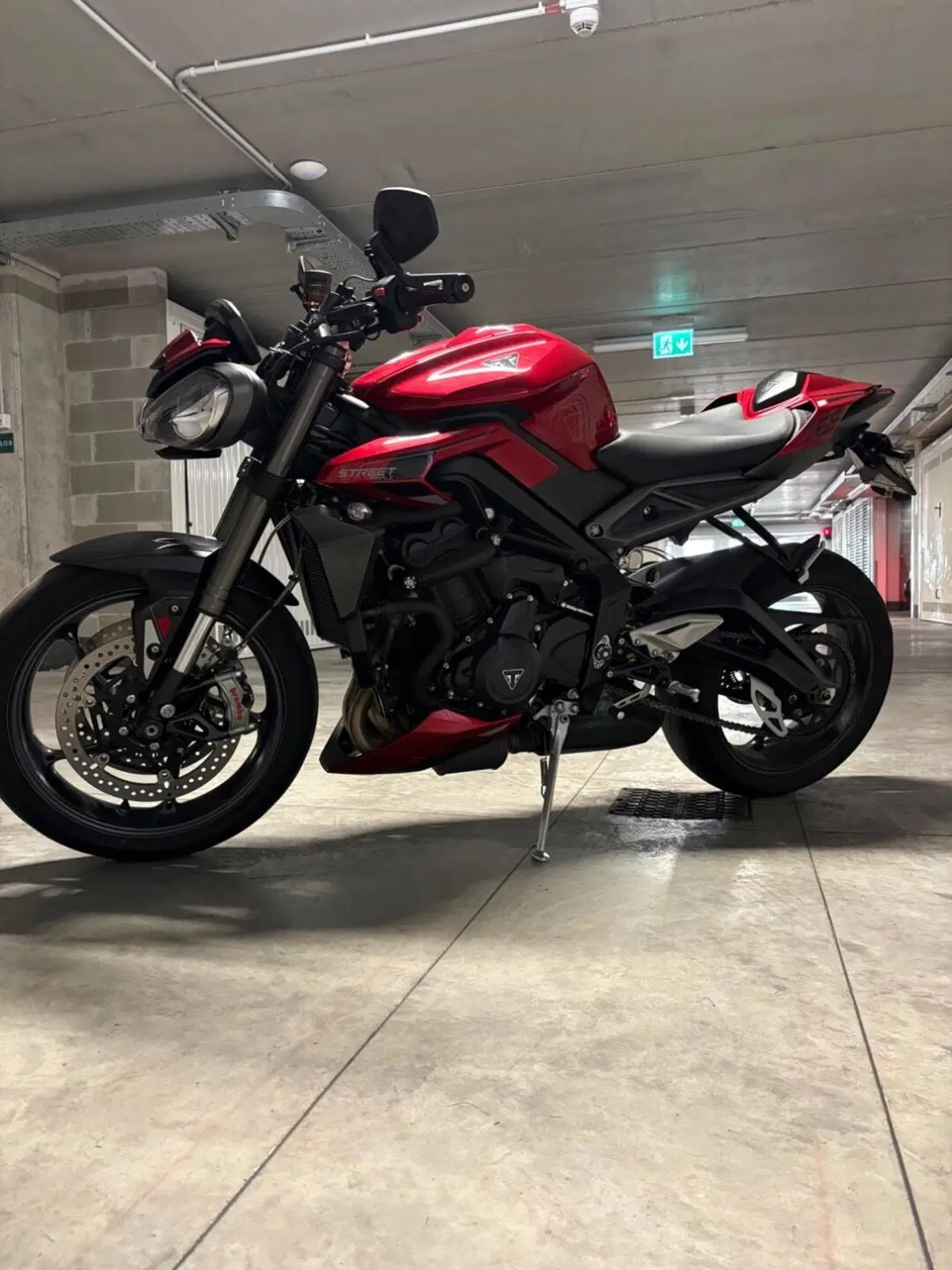 Triumph Street Triple 765 RS (2023 - 26) (3)