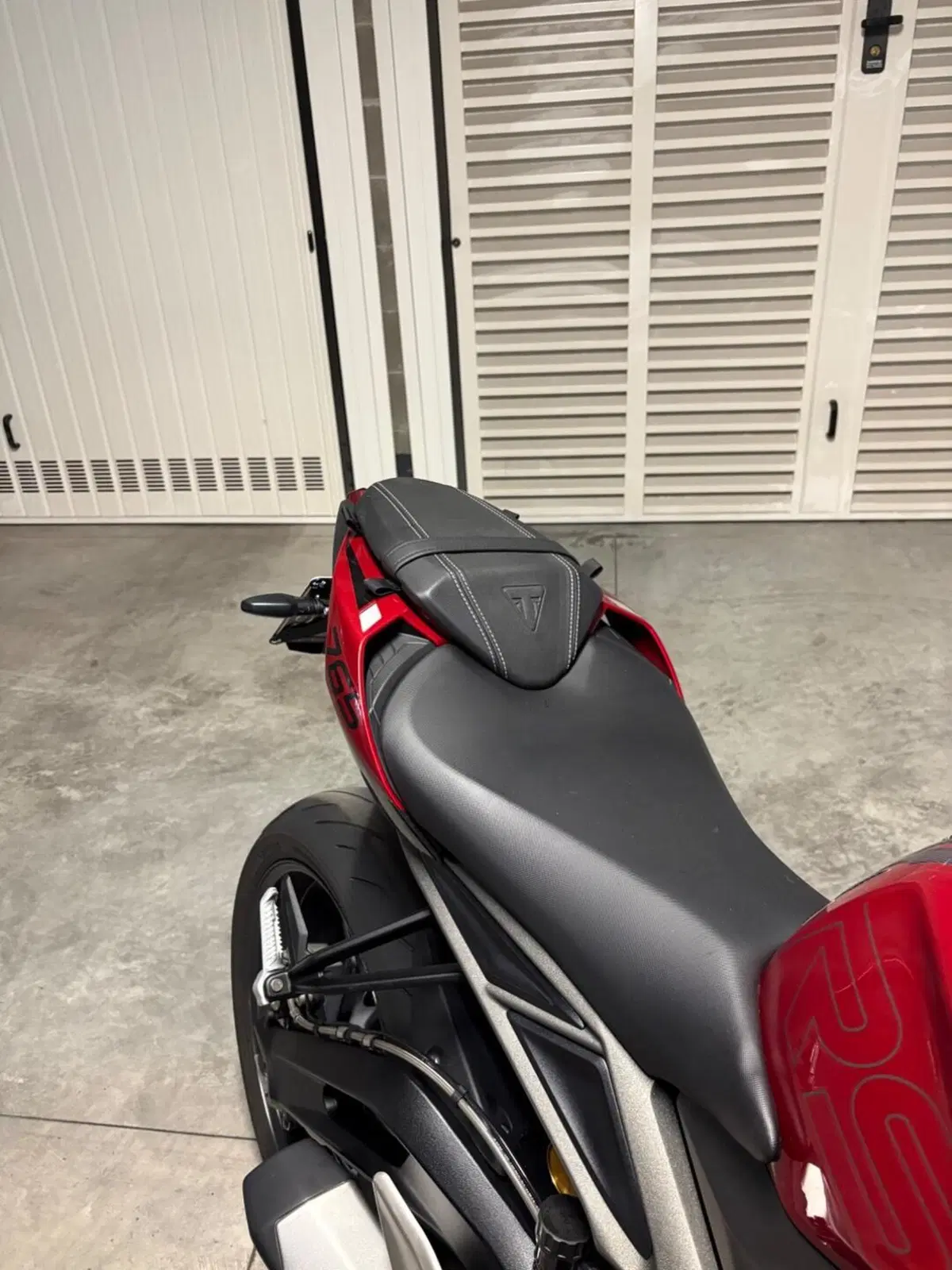 Triumph Street Triple 765 RS (2023 - 26) (6)