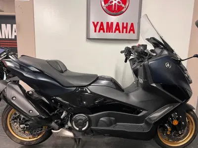 Yamaha T-Max 560 Tech Max (2022 - 24) usata