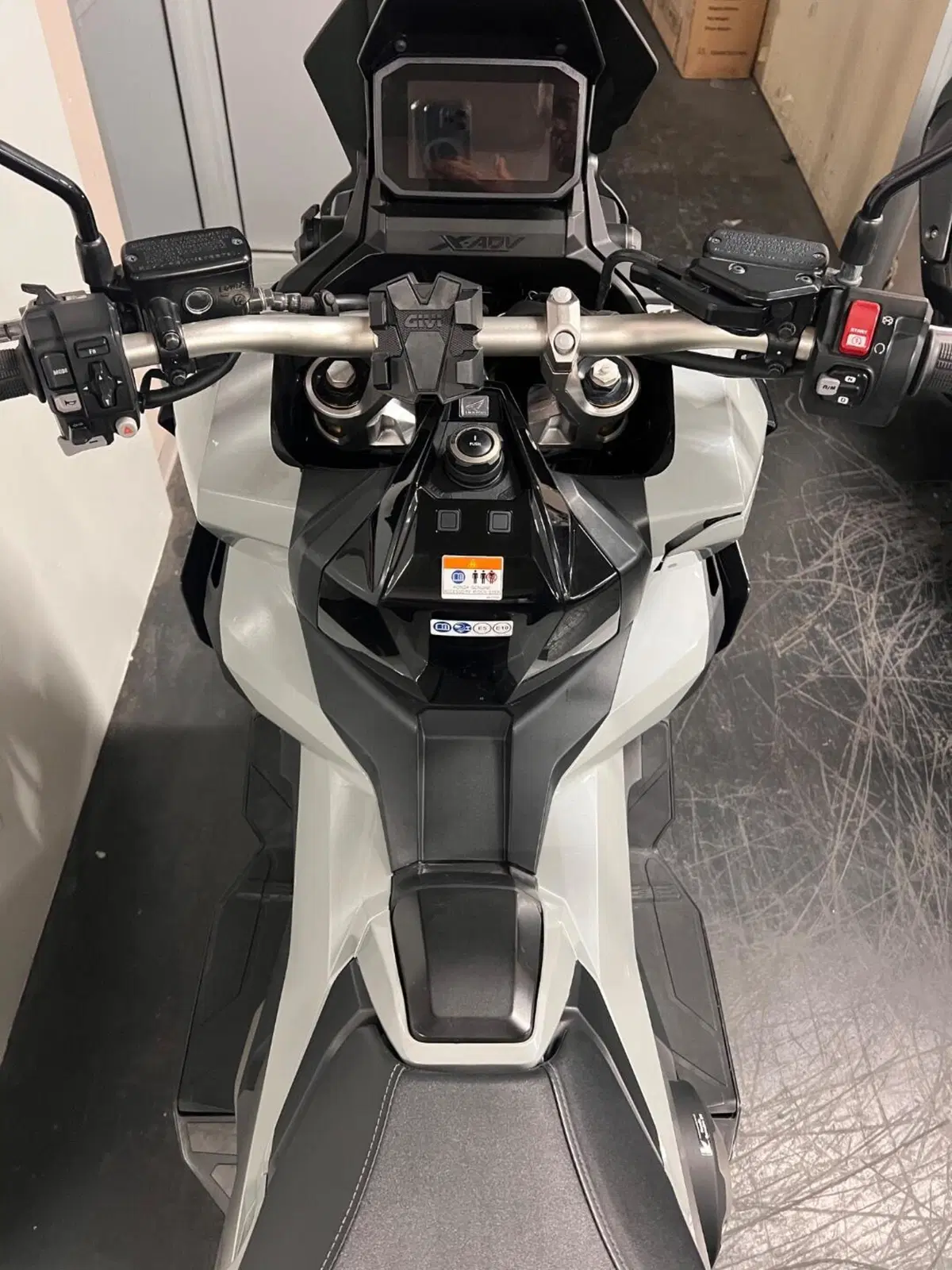 Honda X-ADV 750 DCT (2021 - 24) (9)