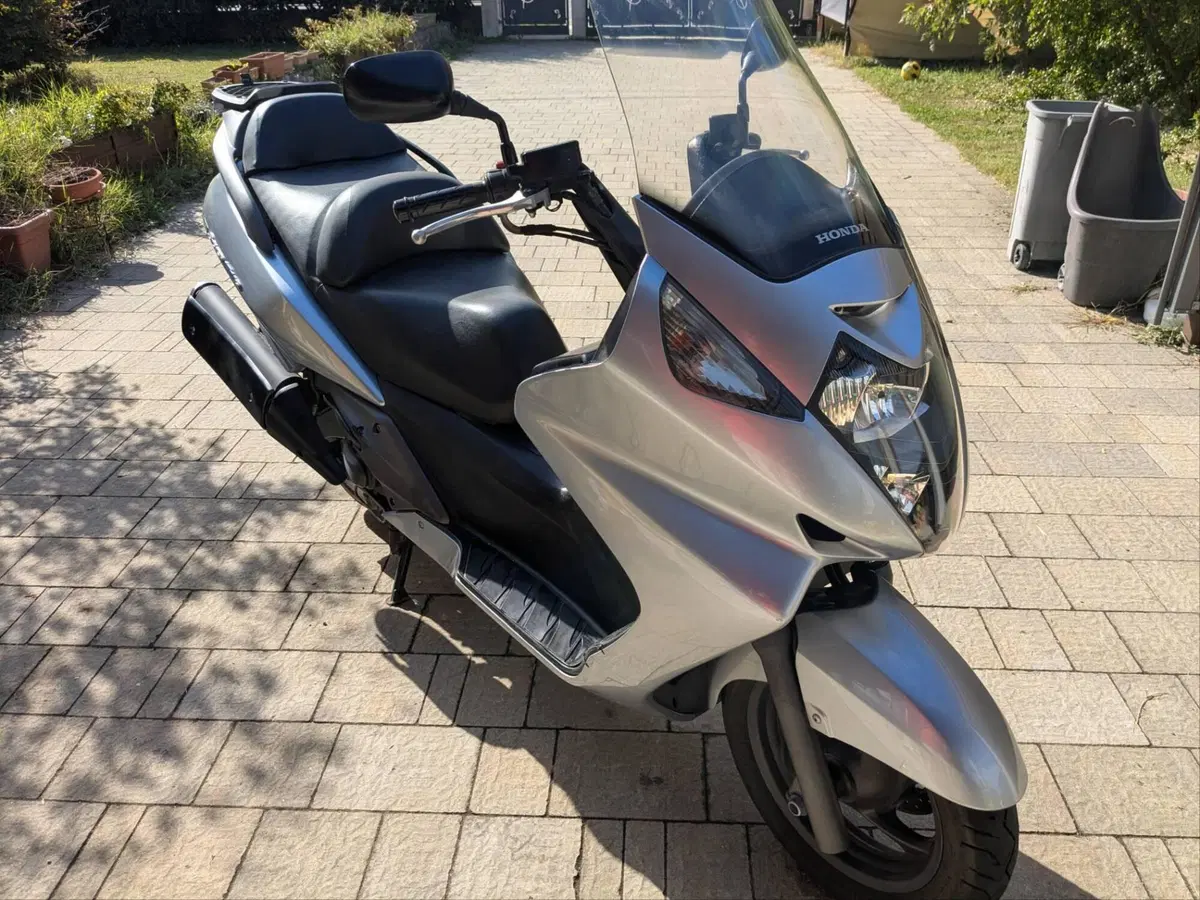 Honda Silver Wing 400 (2006 - 09)
