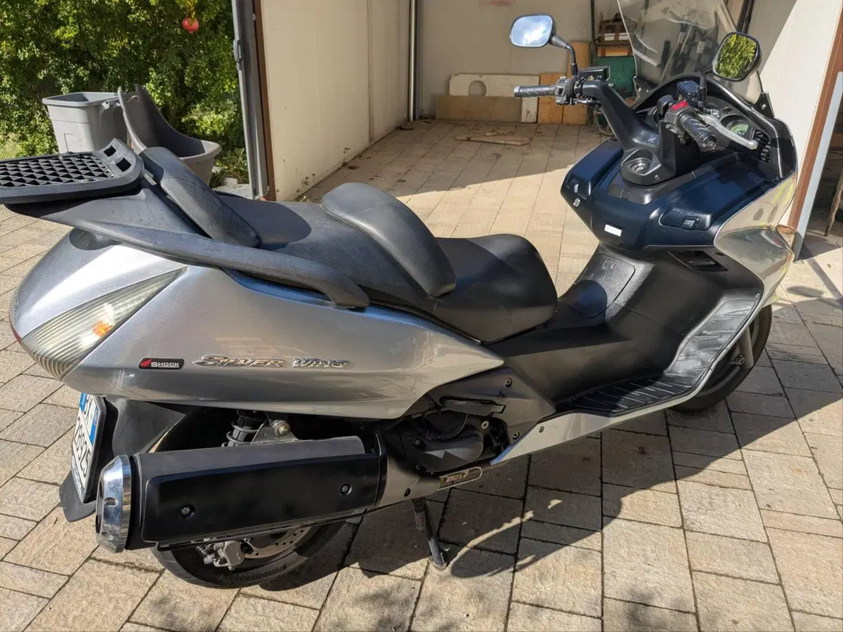 Honda Silver Wing 400 (2006 - 09) (5)