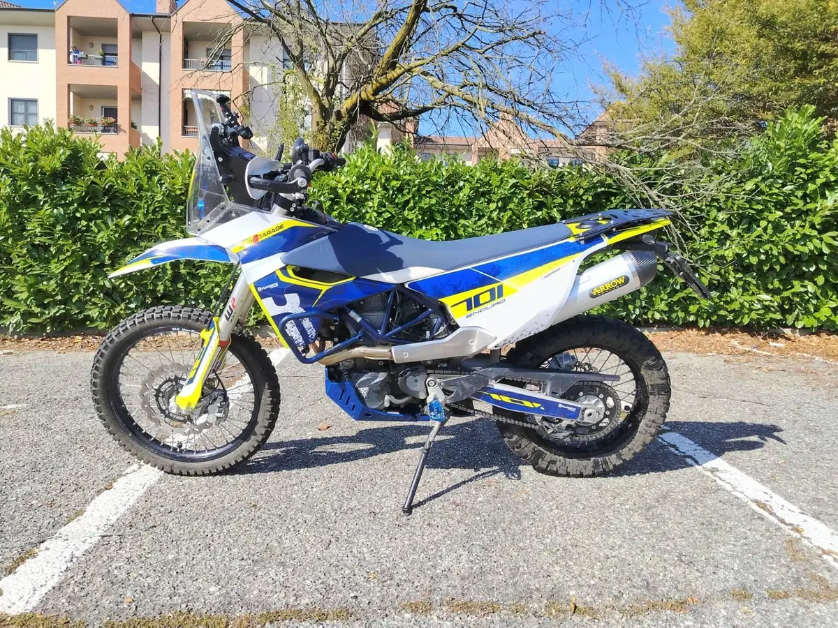 Husqvarna 701 Enduro (2023 - 25) (2)