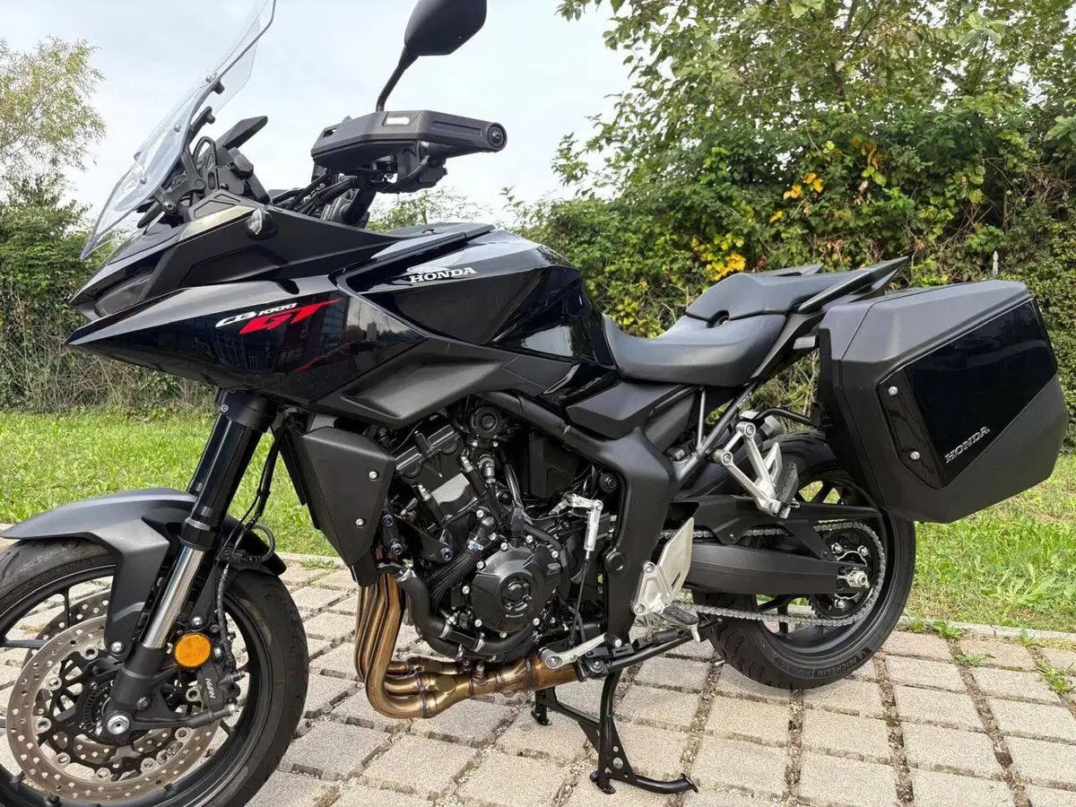 Honda CB 1000 GT (2026) (2)