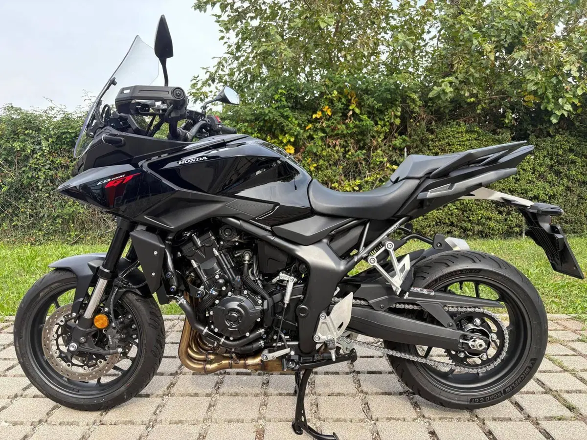 Honda CB 1000 GT (2026) (3)