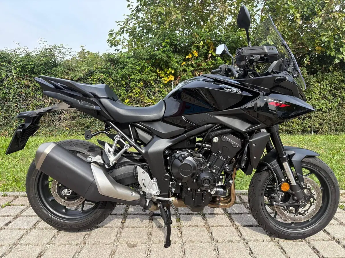 Honda CB 1000 GT (2026) (11)