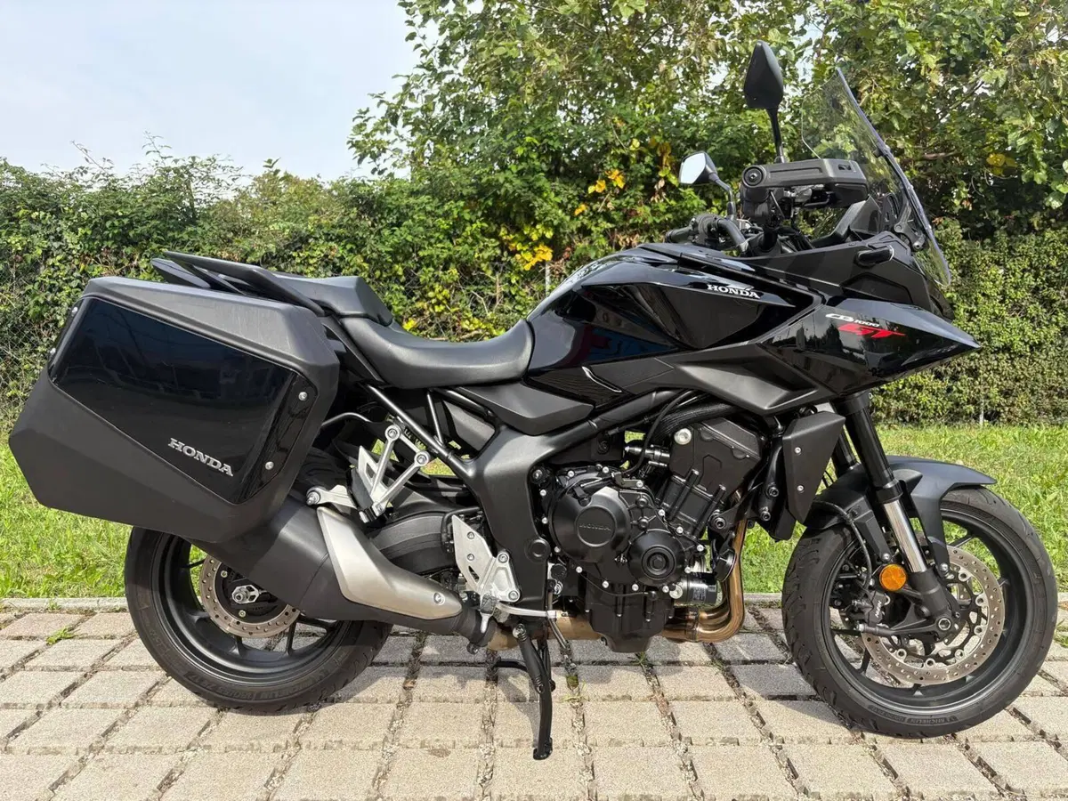 Honda CB 1000 GT (2026) (12)