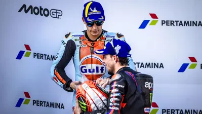 MotoGP, Bezzecchi e Fernandez, chiarimento al mattino, ecco cosa si sono detti. E Raul: 'Non sono il suo rivale'