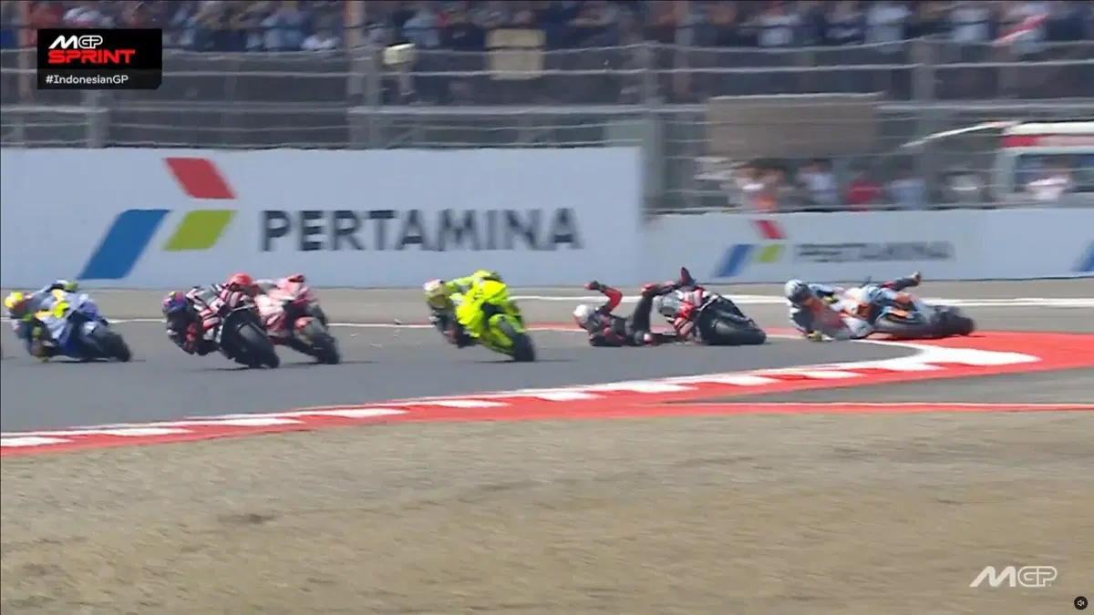 MotoGP, Bezzecchi e Fernandez, chiarimento al mattino, ecco cosa si sono detti. E Raul: "Non sono il suo rivale" (2)