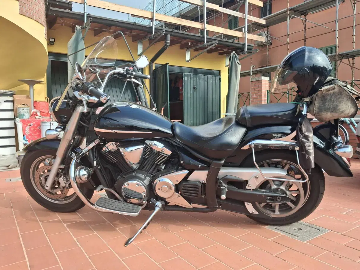 Yamaha XVS 1300 Midnight Star (2006 - 16) (2)