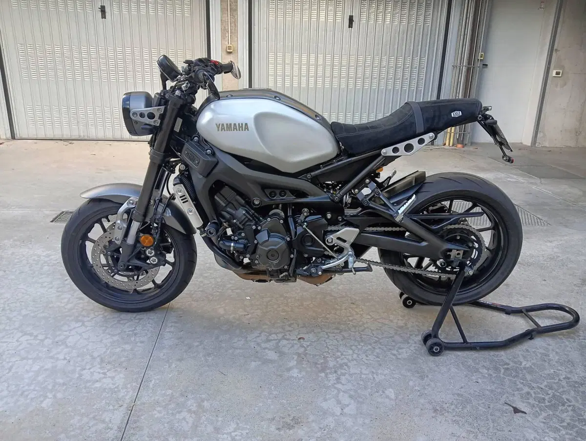 Yamaha XSR 900 ABS (2016 - 20) (3)