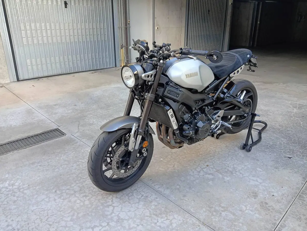 Yamaha XSR 900 ABS (2016 - 20) (4)