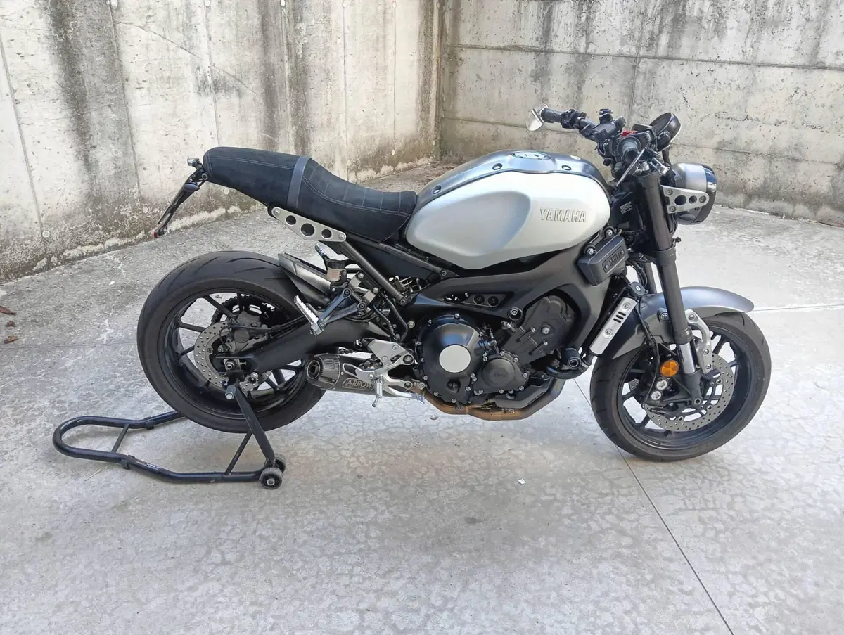 Yamaha XSR 900 ABS (2016 - 20) (6)