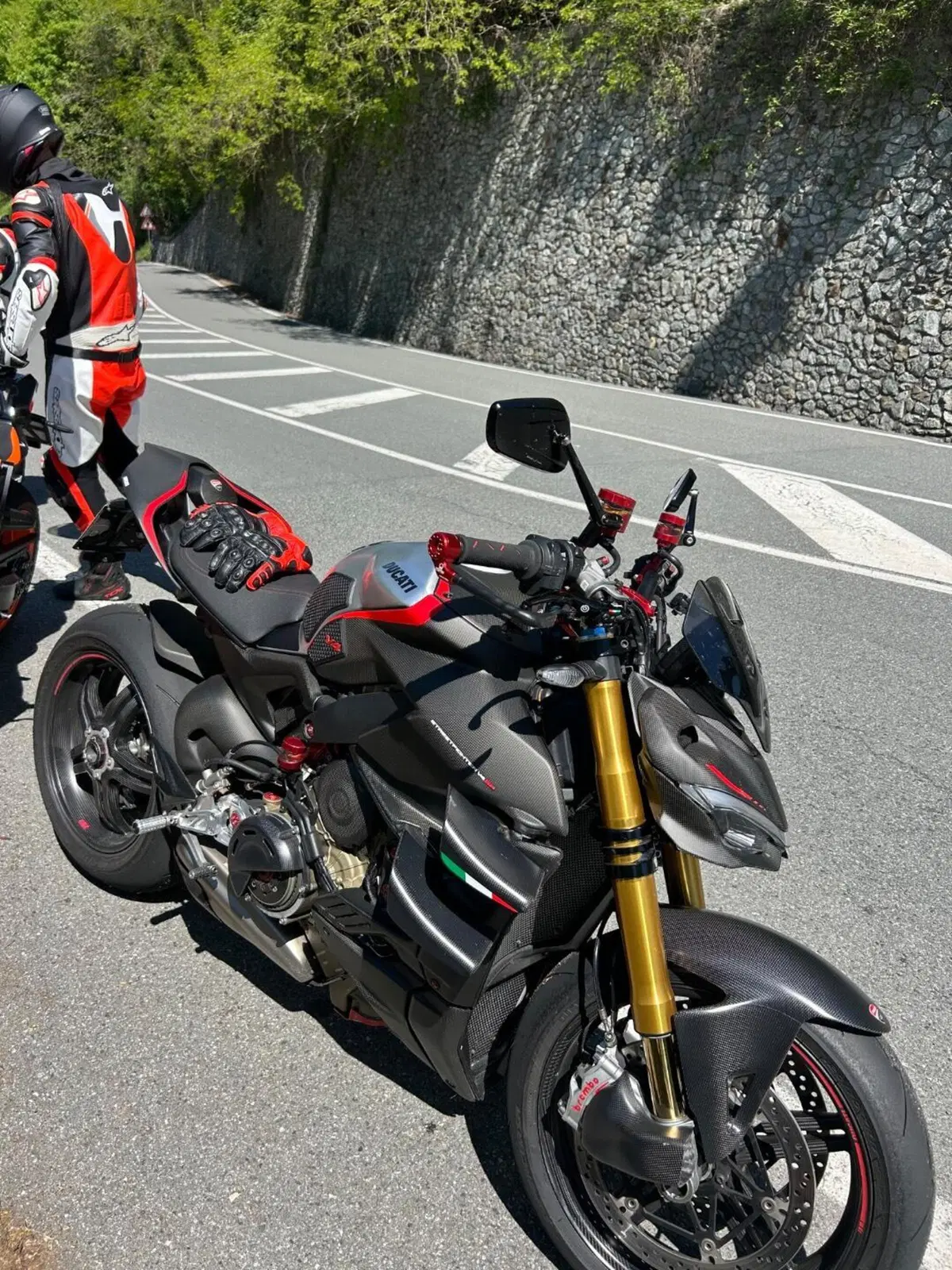 Ducati Streetfighter V4 1100 SP (2022) (9)