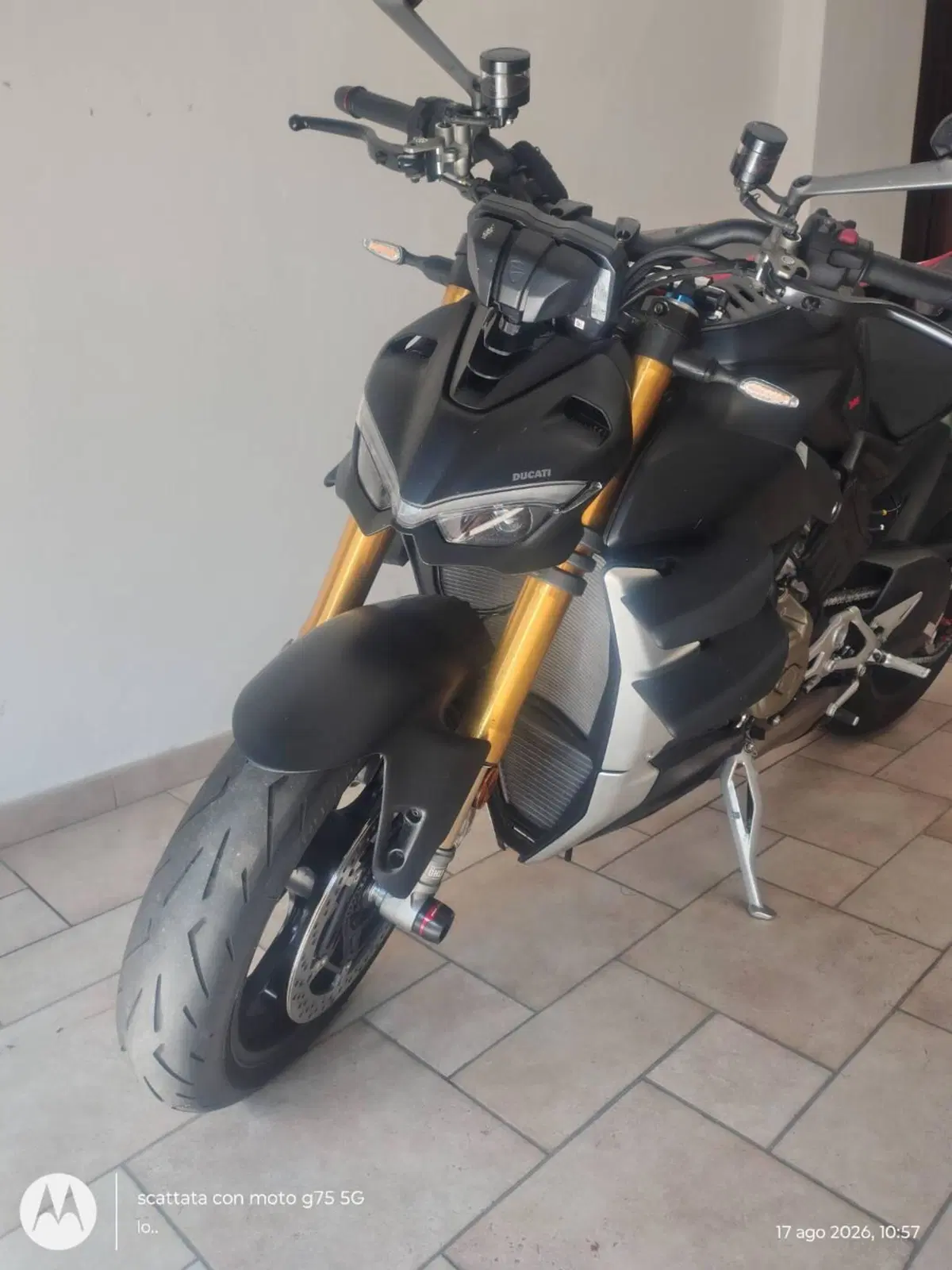 Ducati Streetfighter V4 1100 S (2021 - 22) (2)