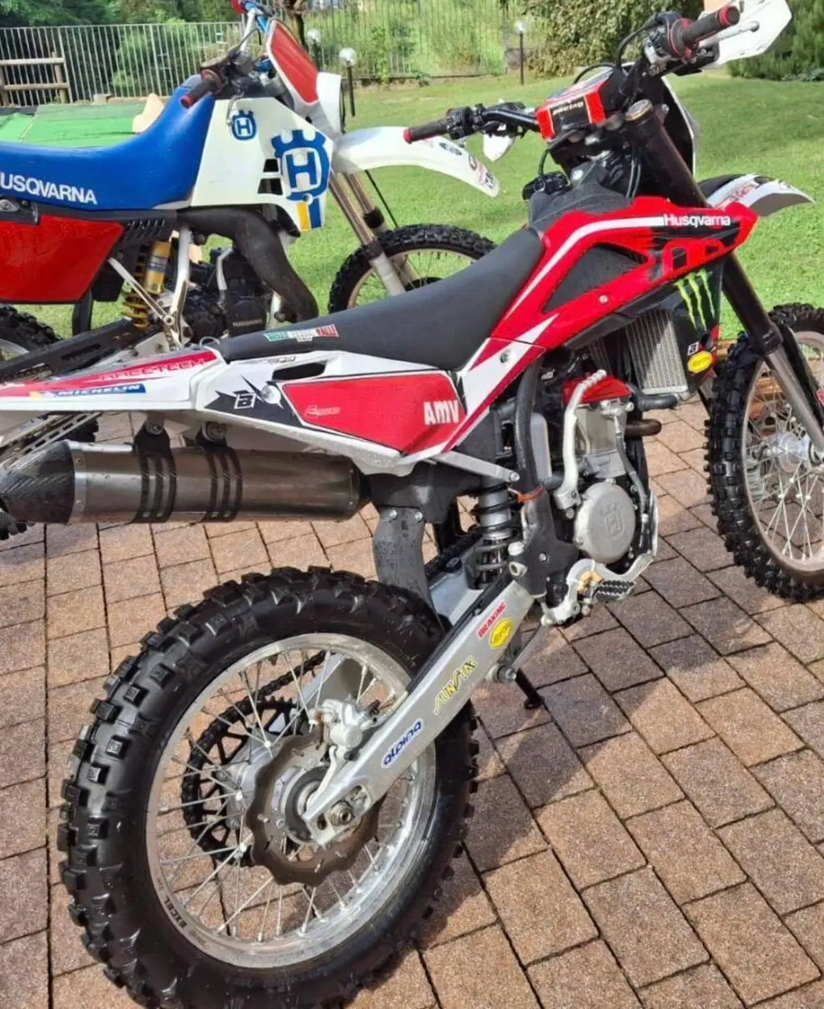 Husqvarna TE 250 (2010 - 11) (3)