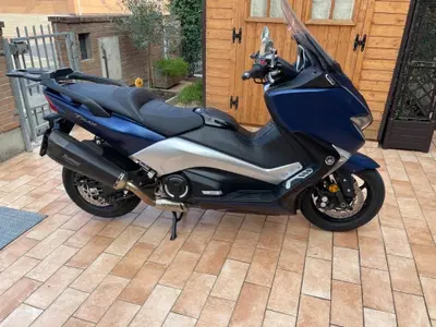 Yamaha T-Max 530 DX (2017 - 19) usata