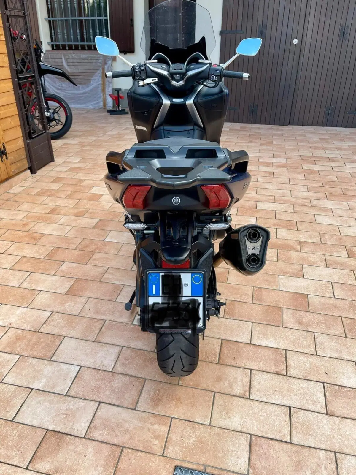Yamaha T-Max 530 DX (2017 - 19) (4)