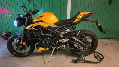 Triumph Street Triple 765 RS (2023 - 26) usata
