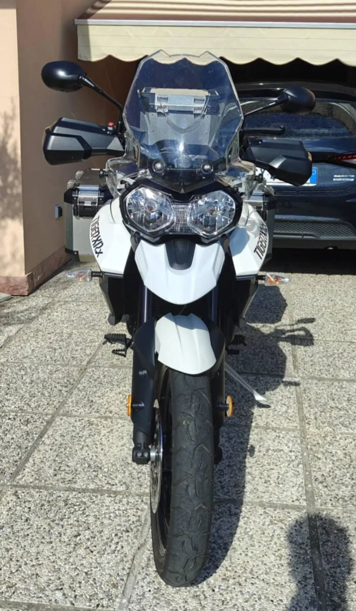 Triumph Tiger 800 XRx (2015 - 17) (3)