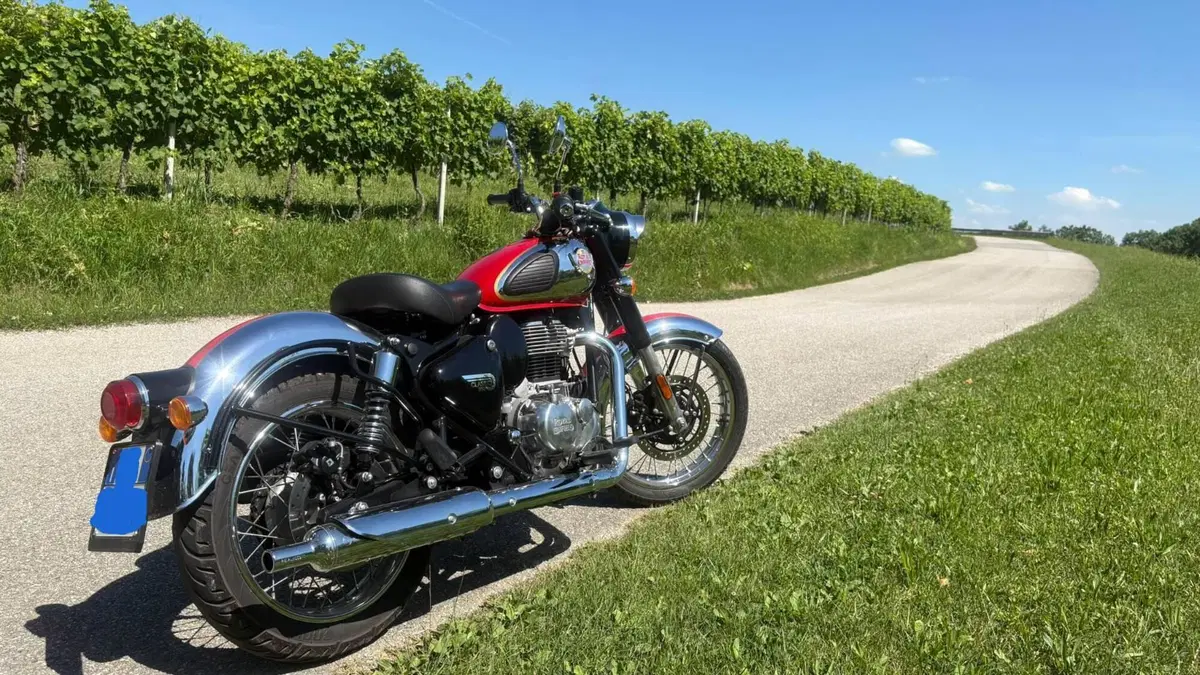 Royal Enfield Classic 350 (2021 - 26) (5)