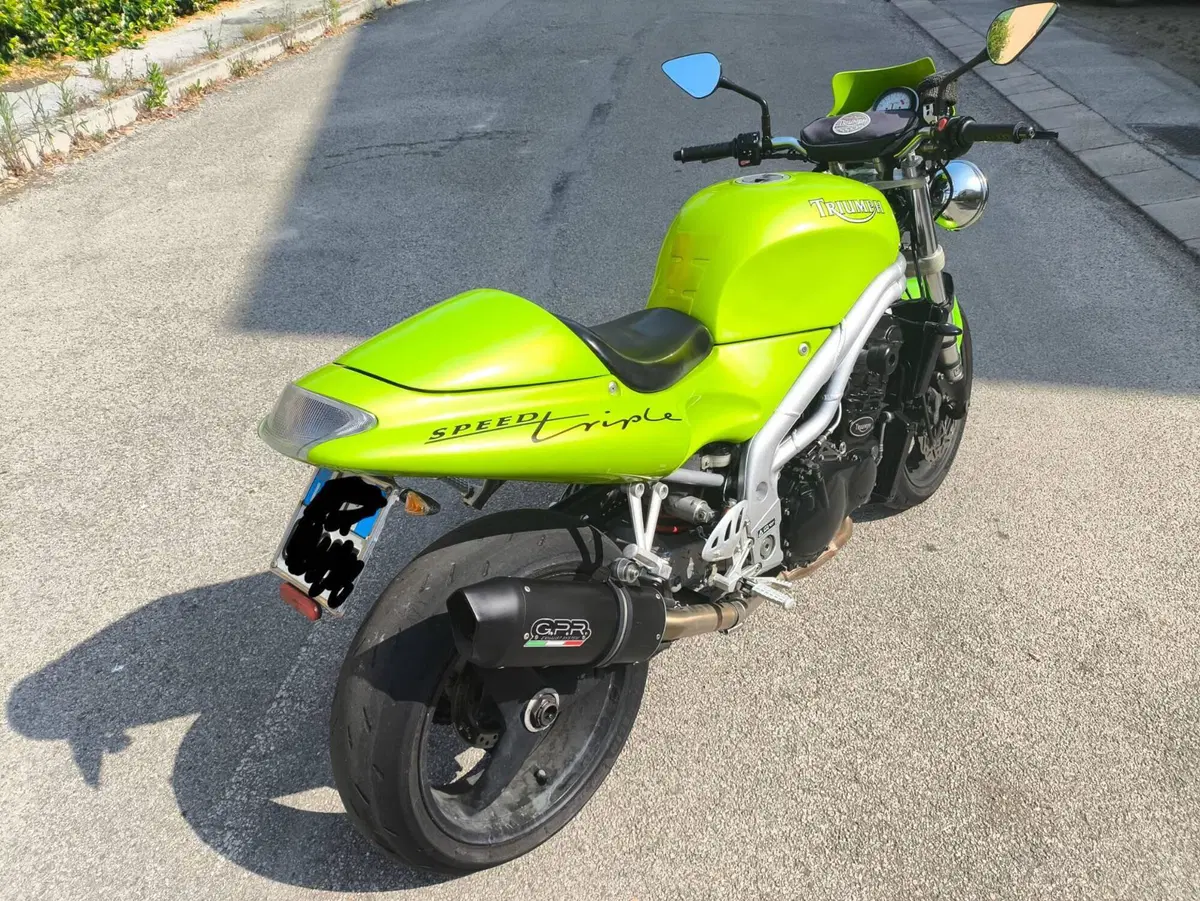 Triumph Speed Triple 955 (1998 - 01) (3)