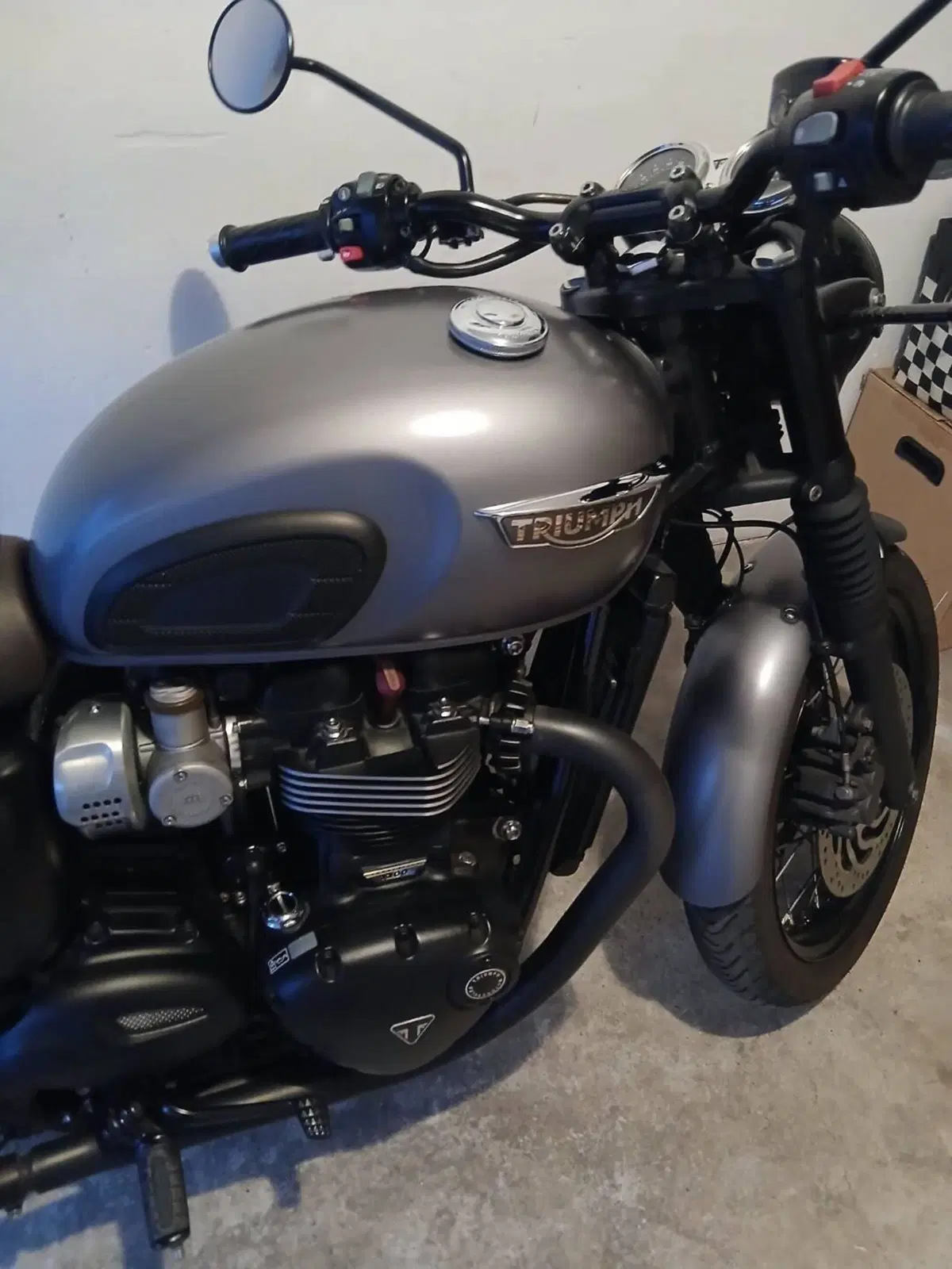 Triumph Bonneville T120 Black (2017 - 20) (5)