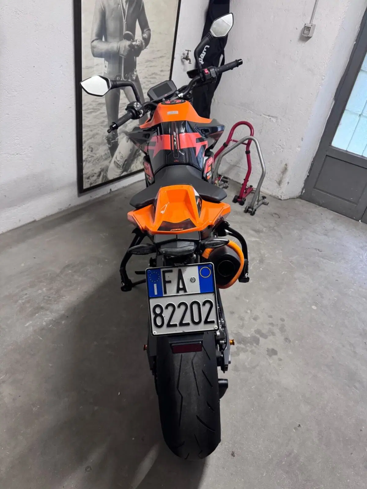KTM 890 Duke GP (2022 - 23) (13)
