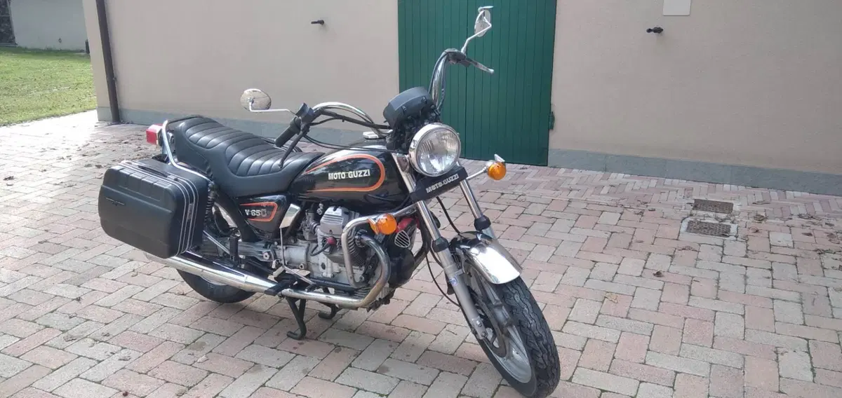Moto Guzzi v 65 c (6)