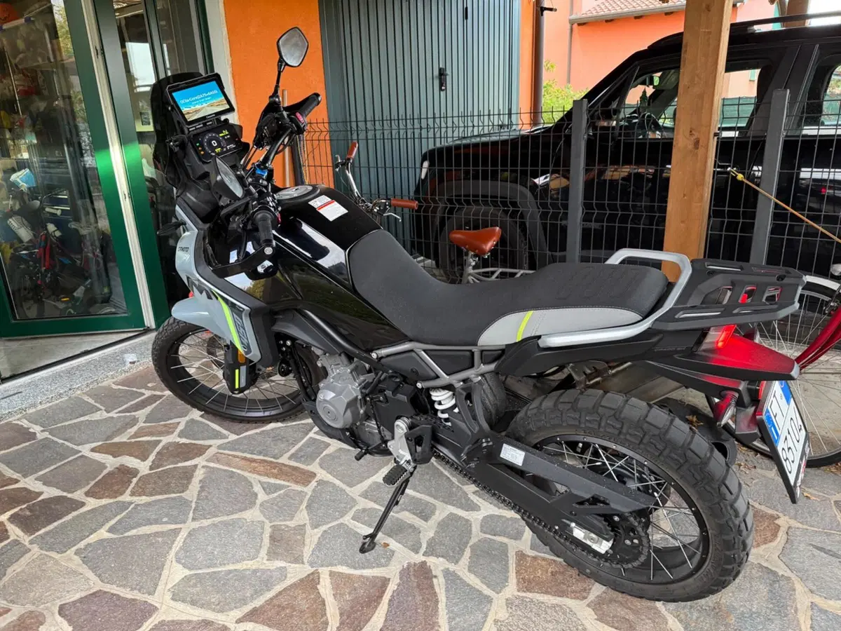 CFMOTO 450MT (2024 - 26) (2)
