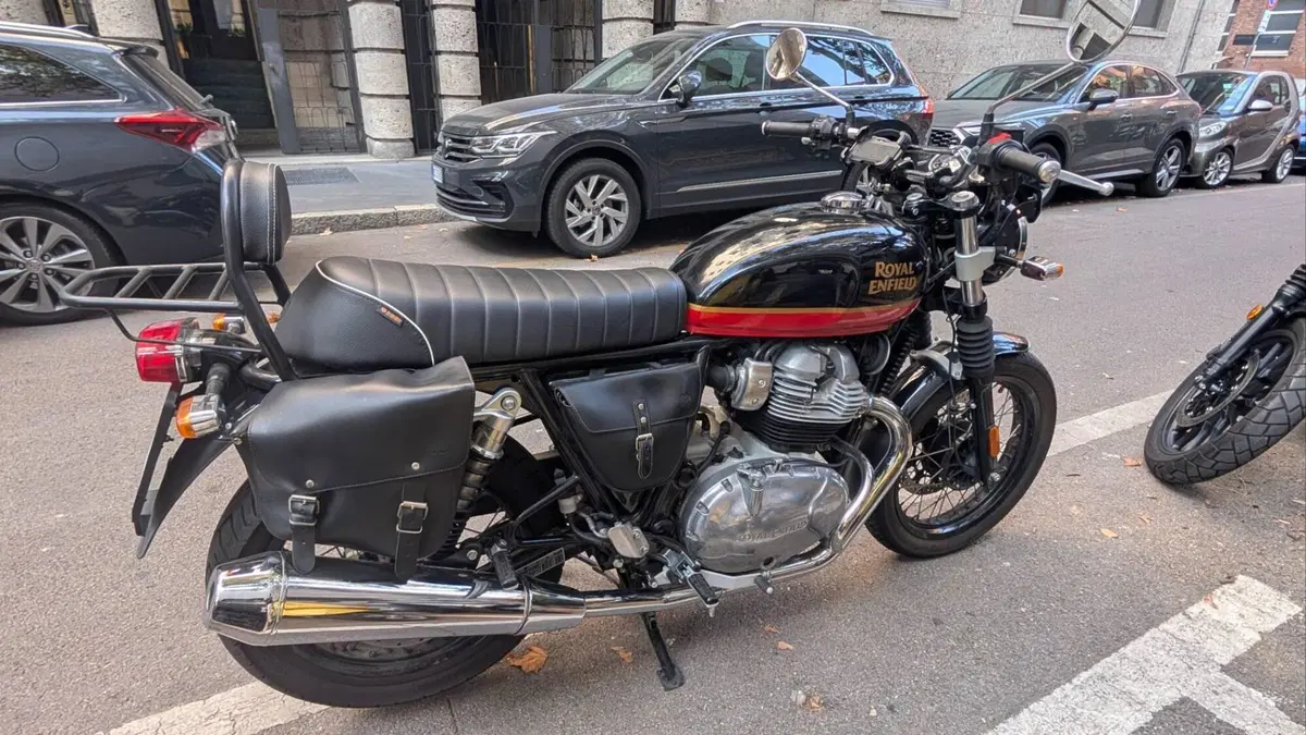 Royal Enfield Interceptor 650 (2021 - 26) (3)