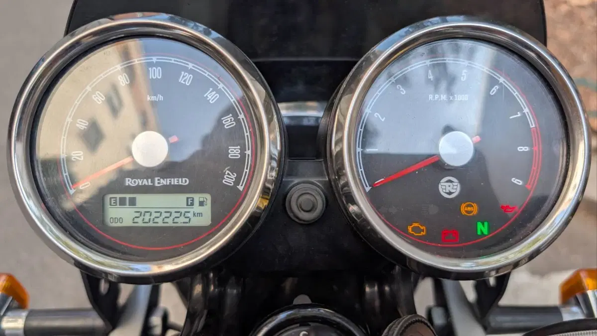 Royal Enfield Interceptor 650 (2021 - 26) (12)