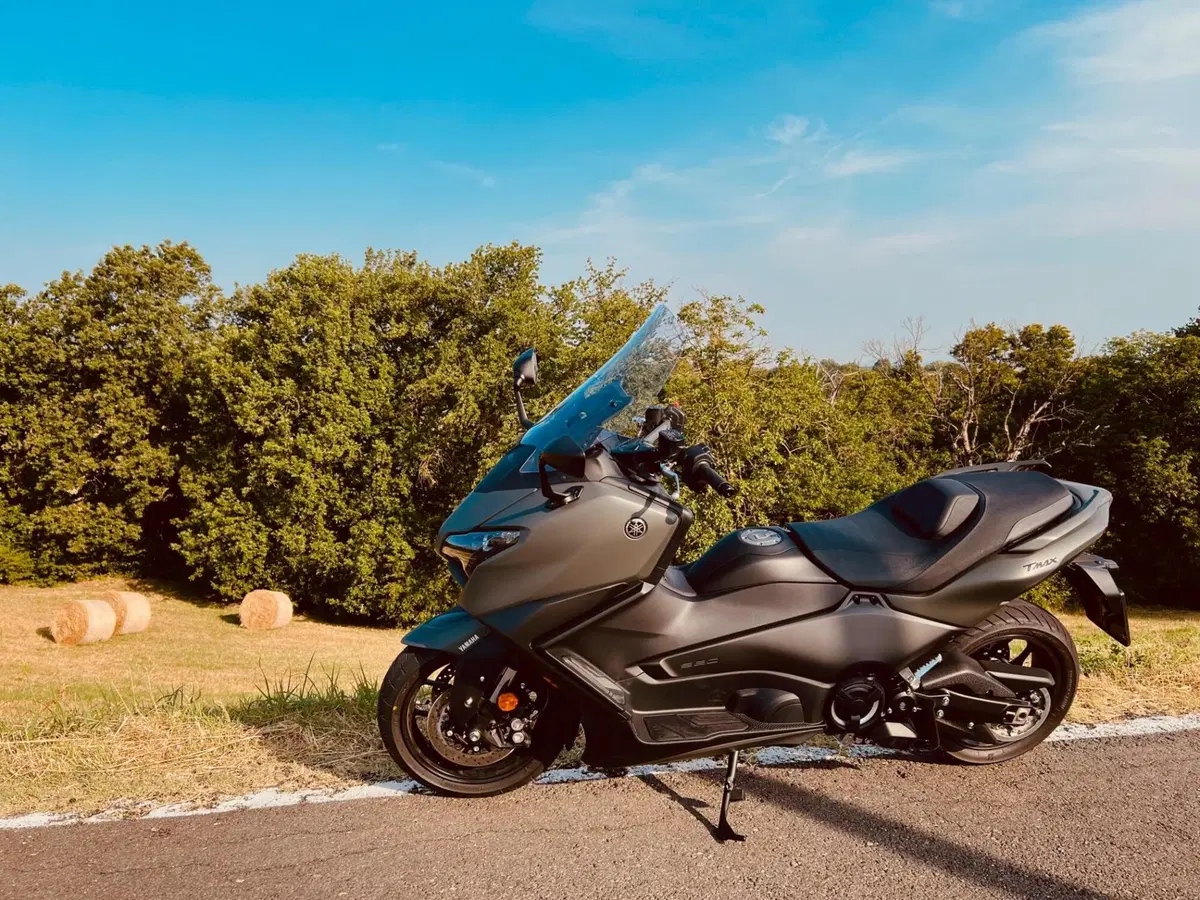 Yamaha T-Max 560 (2025 - 26) (2)