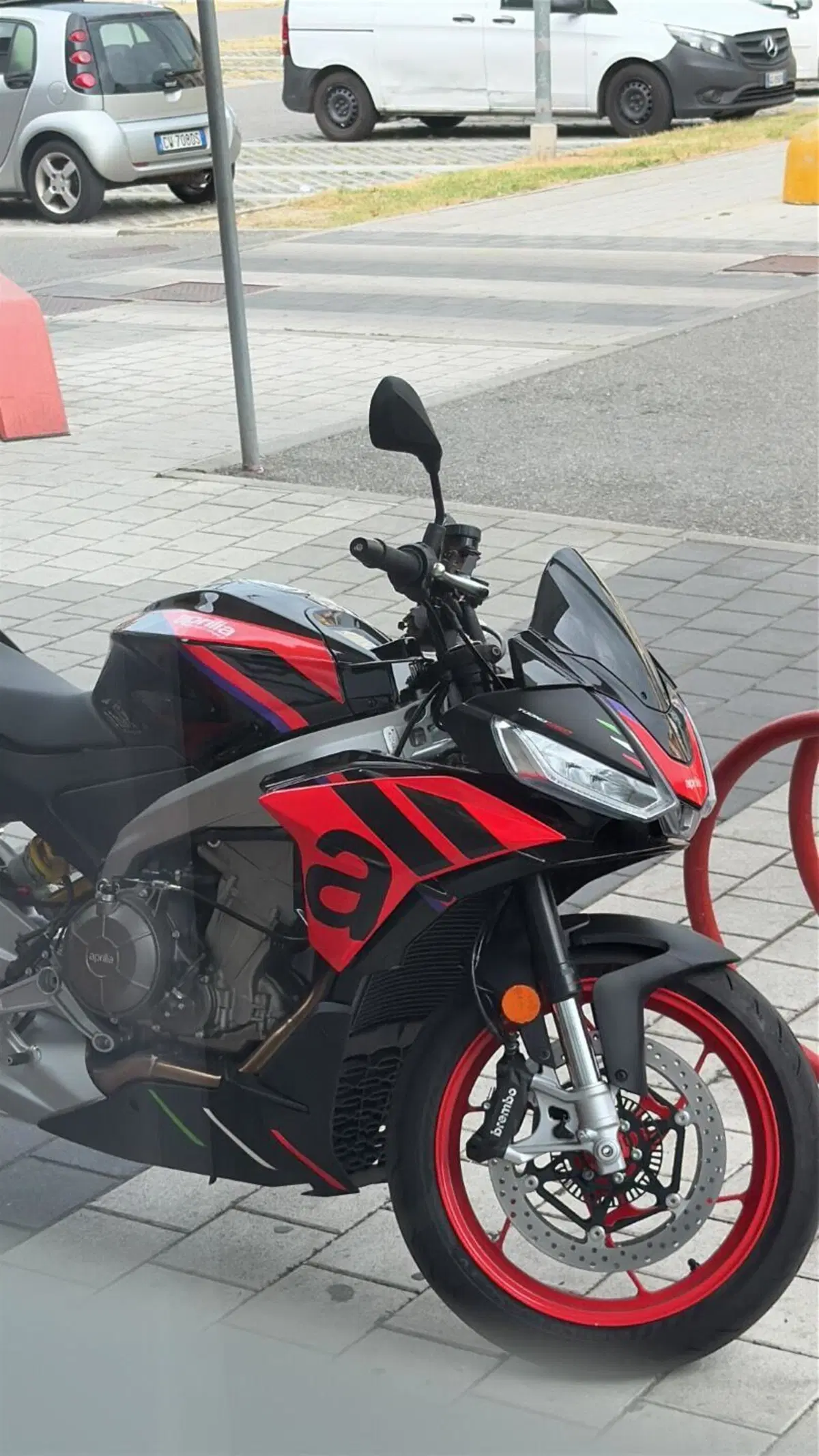 Aprilia Tuono 660 Factory (2022 - 24) (8)