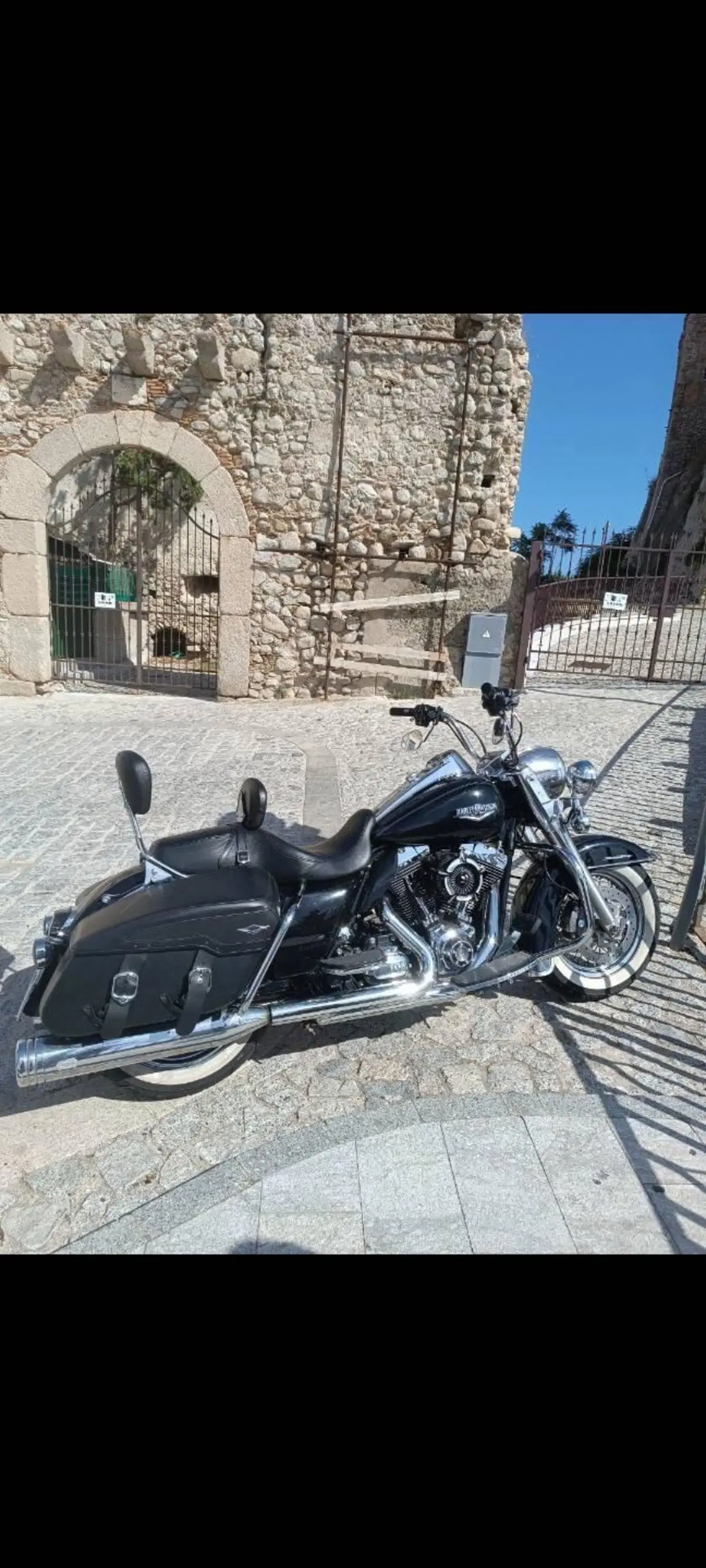 Harley-Davidson 103 Road King Classic (2011 - 13) - FLHRC (2)