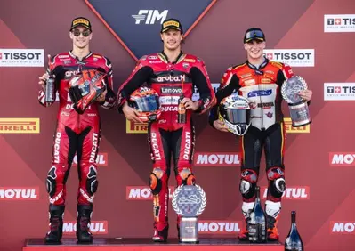 SBK, Nicolò Bulega vince anche Gara2: tripletta all’Estoril [GALLERY]