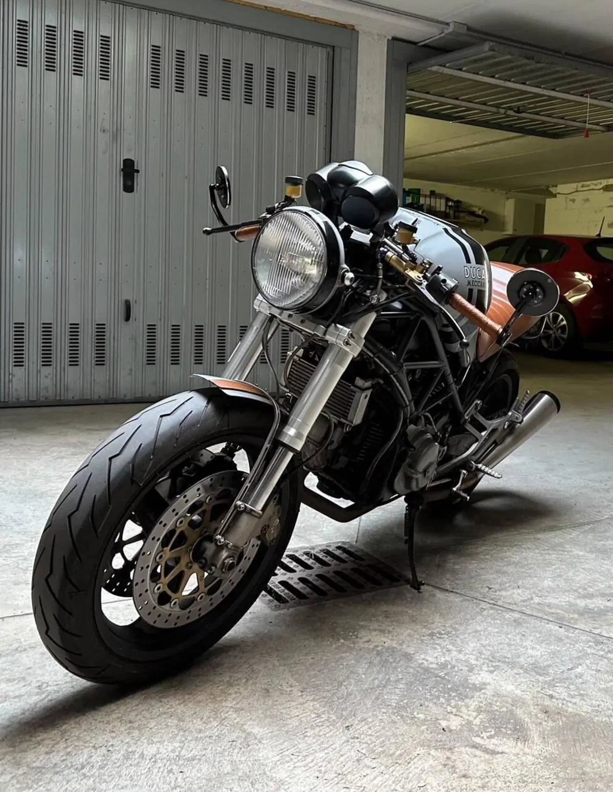Ducati Monster 620 I.E. Dark (2002) (2)