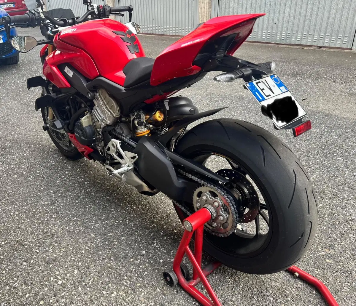 Ducati Streetfighter V4 1100 S (2020) (5)
