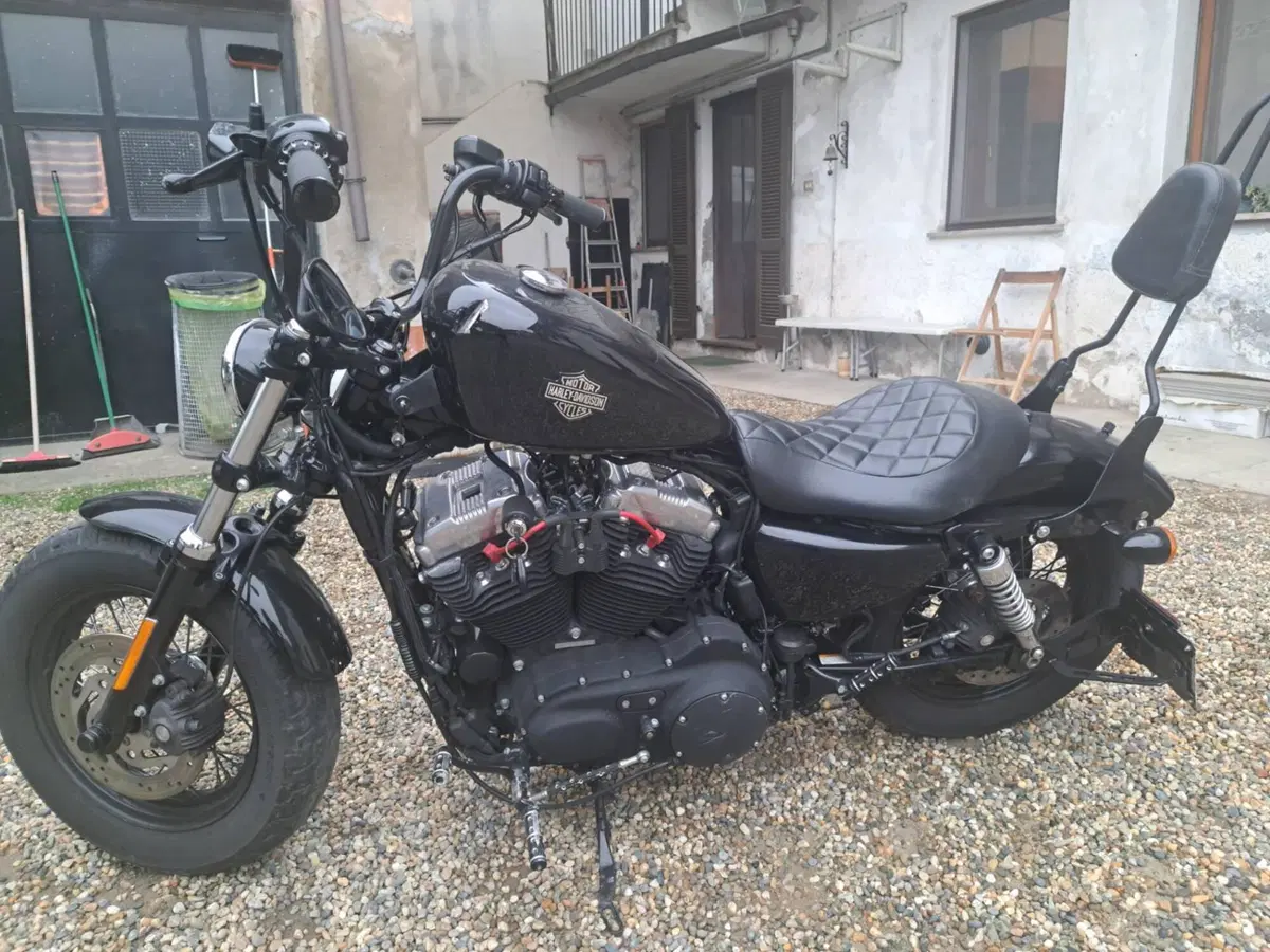 Harley-Davidson 1200 Forty-Eight (2010 - 15)